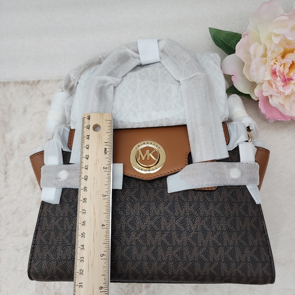 ❤️NEW MICHAEL MICHAEL KORSCarmen Small Logo and Leather Belted Satchel - Picture 8 of 13